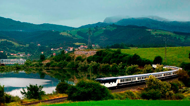 Tren Transcantábrico Renfe