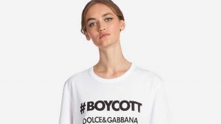 La camiseta de Dolce & Gabbana ‘boicoteándose’