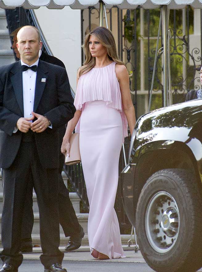 Melania Trump Vestido Rosa