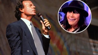 CONSULTA LA GALERÍA | Julio Iglesias en los noventa / Gtres