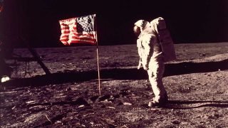 Neil Armstrong, el primer hombre en pisar la luna / Gtres