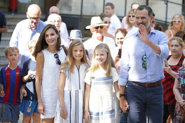 Rey Felipe, Reina Letizia, Leonor, Sofía