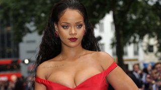 Rihanna durante una alfombra roja reciente / Gtres