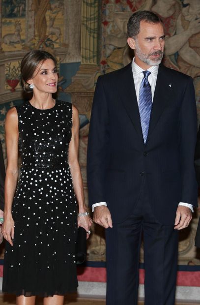 Todas las imagenes de la recepción del Presidente de Argentina en honor a los Reyes de España en el Palacio de El pardo