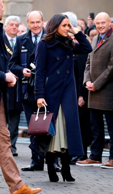 Meghan Markle agota su primer look oficial como prometida del príncipe Harry