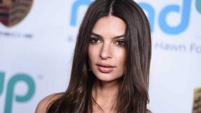 Emily Ratajkowski Calendario Adviento Vídeo Sexy