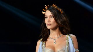 Las imágenes más ‘hot’ de Bella Hadid para Giuseppe Zanotti / Gtres