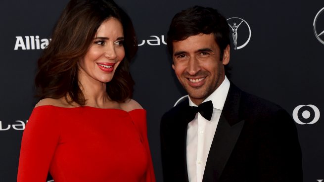 Mamen Sanz y Raúl González reaparecen sobre la alfombra roja