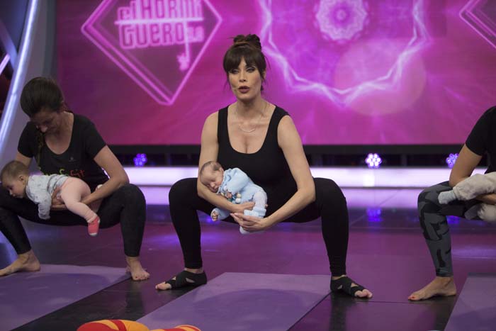pilar rubio embarazada clase yoga bebe