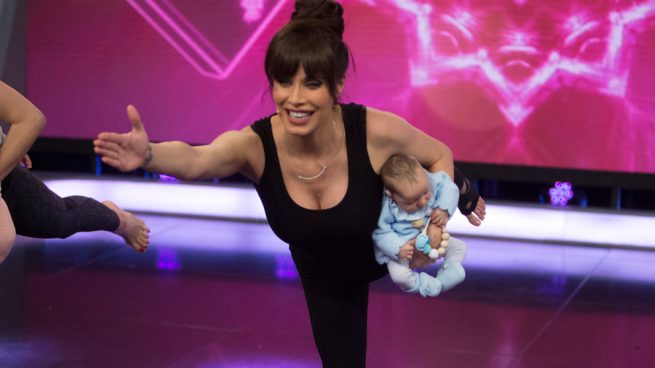 pilar rubio embarazada clase yoga bebe