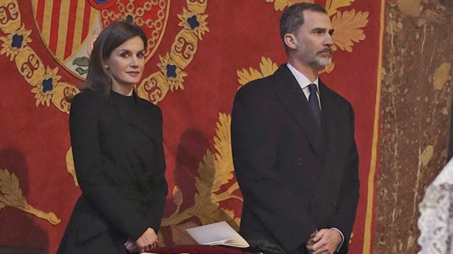 Don Felipe y doña Letizia y otras Casas Reales muestran su apoyo a los franceses por el incendio de Notre Dame