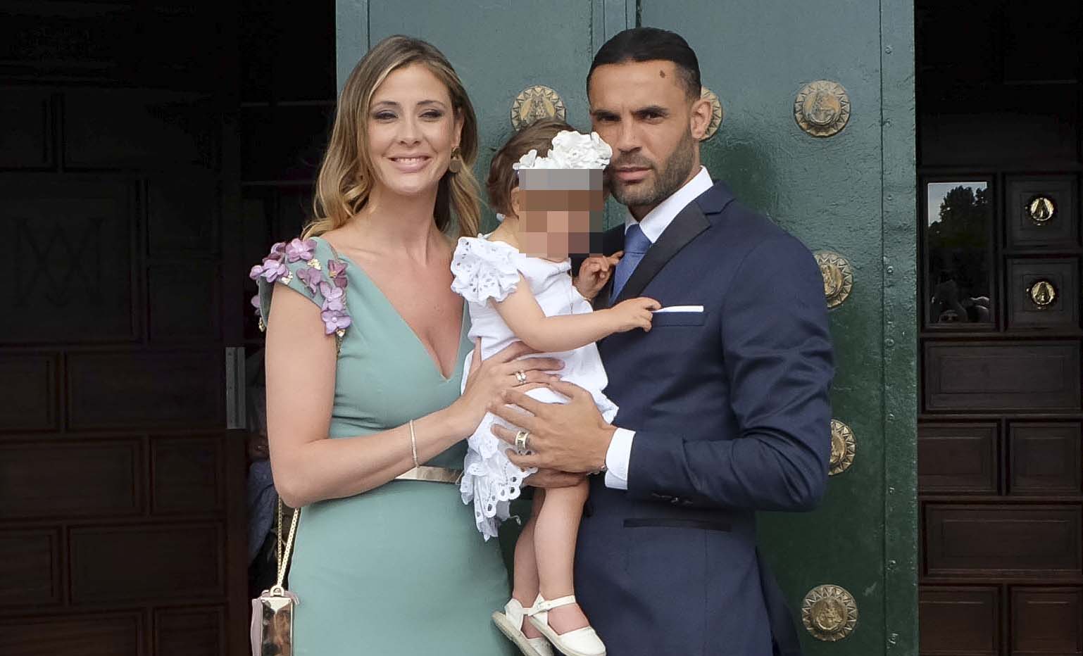 Elisabeth Reyes bautiza a su pequeña por todo lo alto en el Rocío