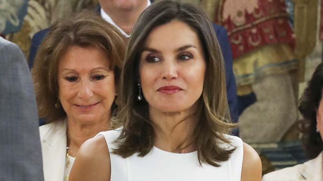 Doña Letizia, más morena que nunca en su encuentro con Doña Pilar