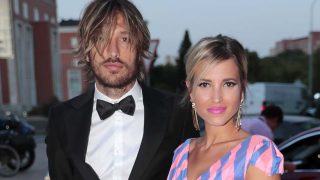 Ana Fernández y Adrián Roma, una de las parejas más atractivas del verano/ Gtres