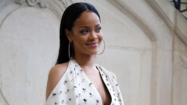 Rihanna lencería NYFW