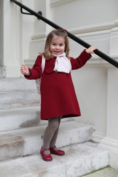 La princesa Charlotte en su primer día de clase / Gtres