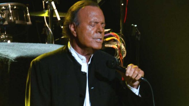 Julio Iglesias