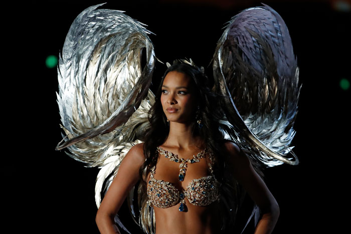 Lais Ribeiro fantasy bra Victoria's Secret