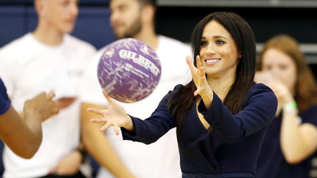 EN IMÁGENES: Meghan Markle, deportista en tacones