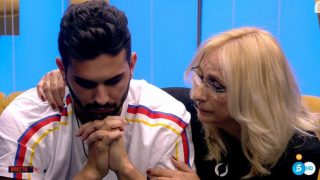 Suso recibe la visita de su madre./Mediaset