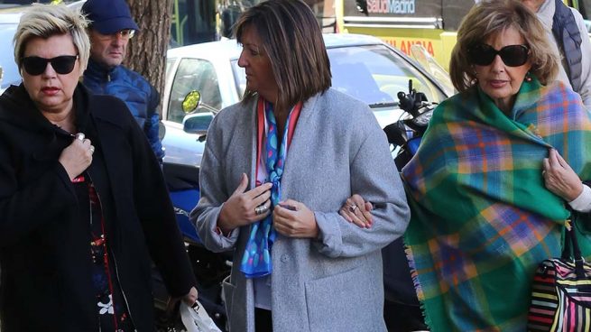 María Teresa Campos, al pie del cañón con Terelu: las imágenes de su última revisión