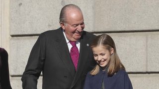 Don Juan Carlos y la princesa de Asturias, durante el acto / Gtres.