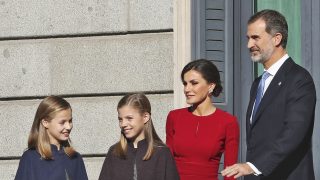 Los Reyes y sus hijas en el aniversario de la Constitución / Gtres