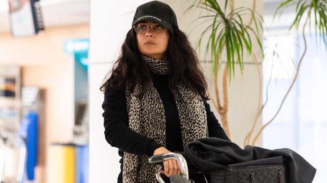 El divertido incidente de Salma Hayek en el aeropuerto de Almería