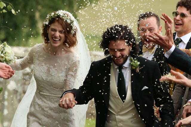 Kit Harrington y Rose Leslie el día de su boda 