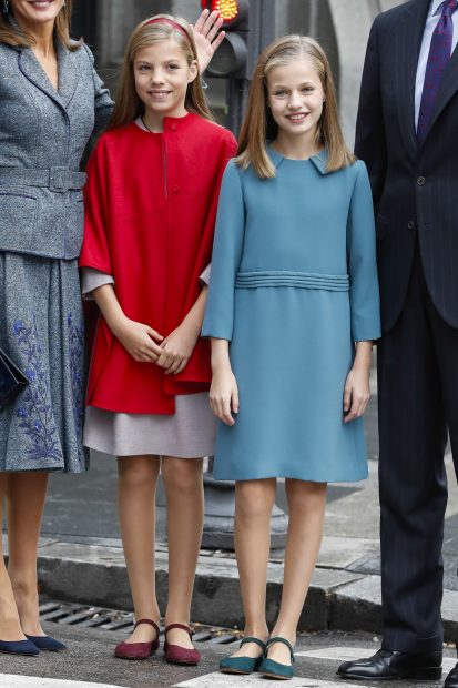 Casa Real: La Princesa Leonor eclipsa con sus outfit a la Reina Letizia