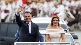 Jair Bolsonaro y su mujer Michelle durante la investidura / Gtres