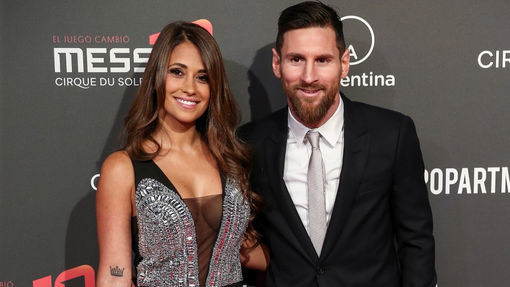 Antonella Roccuzzo Messi - Antonella Roccuzzo With Lionel Messi At ...