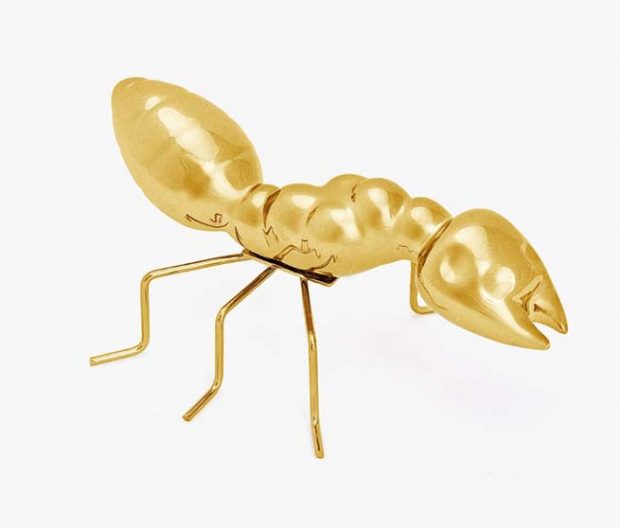 Genuino organizar Expresamente Sergio Ramos: Tenemos la versión 'low cost' de la hormiga que le ha  regalado a Pablo Motos
