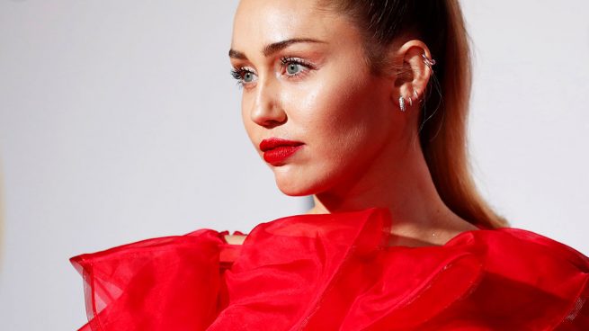 Miley Cyrus valentino san Valentín