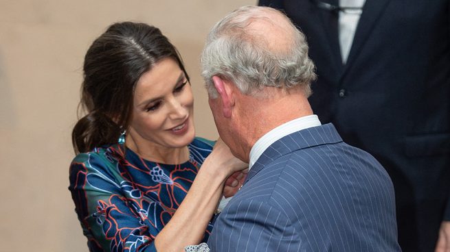 La reina Letizia y el príncipe Carlos