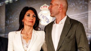 Véronique Zidane y el entrenador del Real Madrid, Zinedine Zidane. / Gtres