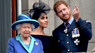 La reina Isabel II para los pies a Harry y Meghan/ Gtres