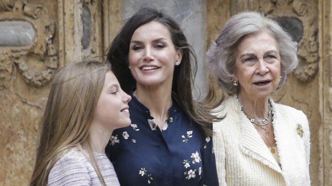 Las imágenes que demuestran que el ‘rifirrafe’ entre la reina Letizia y doña Sofía es agua pasada