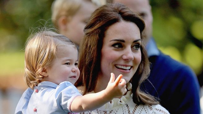 Baile, aceitunas, español y Peppa Pig: los 4 años de Charlotte de Cambridge en 9 datos curiosos