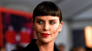 Galería: Charlize Theron, la mujer de los mil y un peinados / Gtres