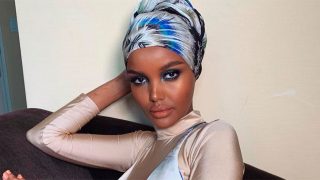 Halima Aden está revolucionando el mundo de la moda. / @halima