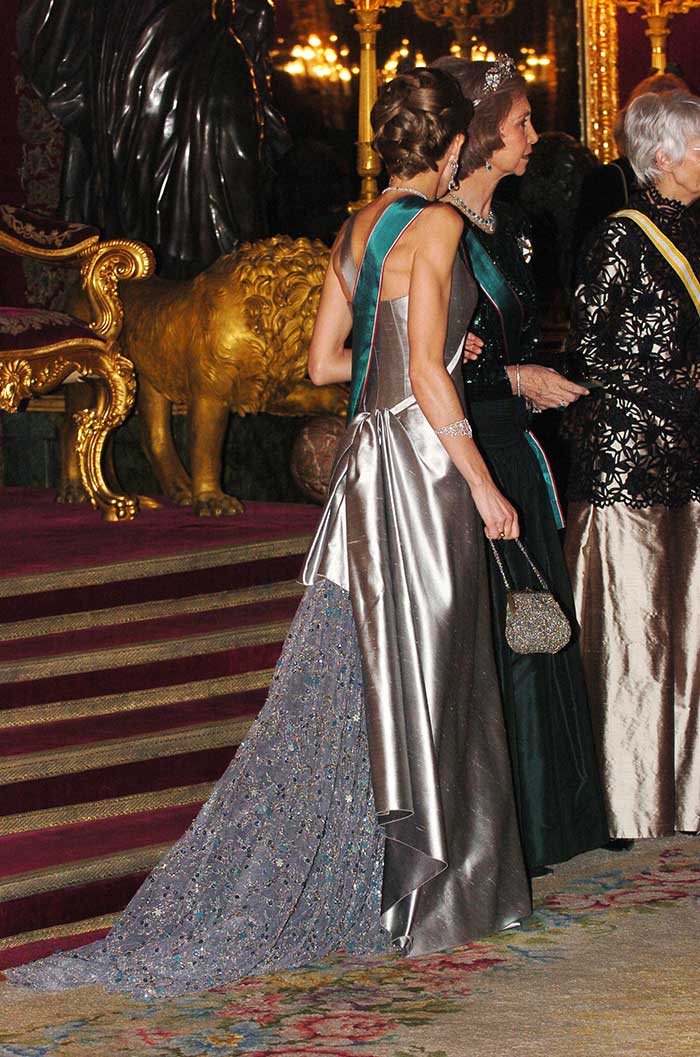 Moda: El vestido de de la Reina Letizia que nunca triunfar