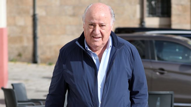 Amancio Ortega continúa con su vida al margen de polémicas, poder y lujo