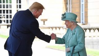 La reina Isabel y Donald Trump / Gtres
