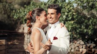 Galería: las imágenes de la romántica boda de Candela Serrat y Daniel Muriel /  Foto: María Missaglia