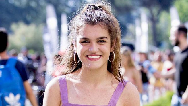 Amaia Romero aparece desnuda en la portada de su primer disco