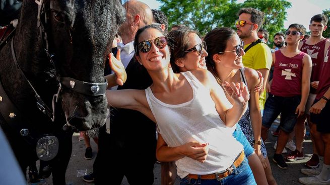 EXCLUSIVA | Xisca Perelló, de fiesta con sus amigas antes de la boda con Rafa Nadal
