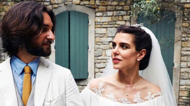 La boda de Carlota Casiraghi: el nuevo vestido y su imagen más romántica