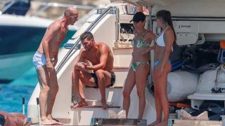 GALERÍA: Pincha sobre la galería para descubrir todas las imágenes de Zidane en Ibiza /Gtres
