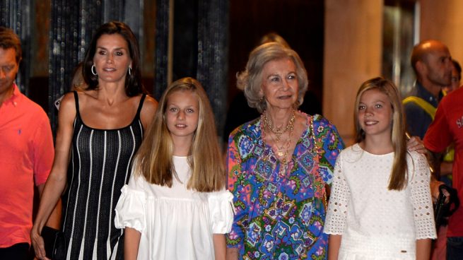 La reina Letizia, doña Sofía, la princesa de Asturias Leonor y la infanta Sofía